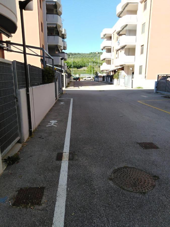 Appartamento Tra Citta E Mare Vasto Bagian luar foto